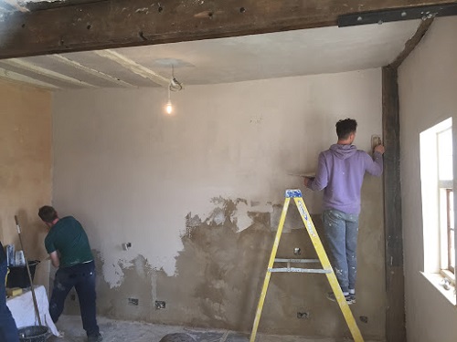 Cement Plaster and Cement Lime Plaster